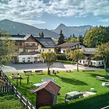 Pension Vorberghof- Bauernhofurlaub Ramsau am Dachstein Bagian luar foto