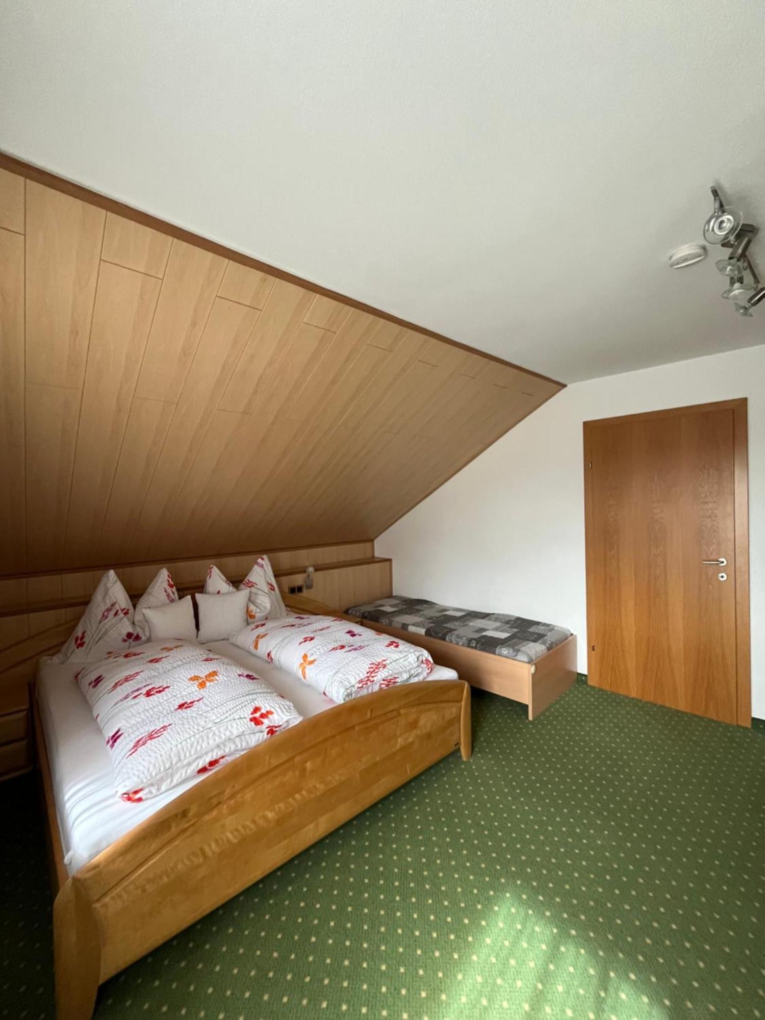 Pension Vorberghof- Bauernhofurlaub Ramsau am Dachstein Bagian luar foto