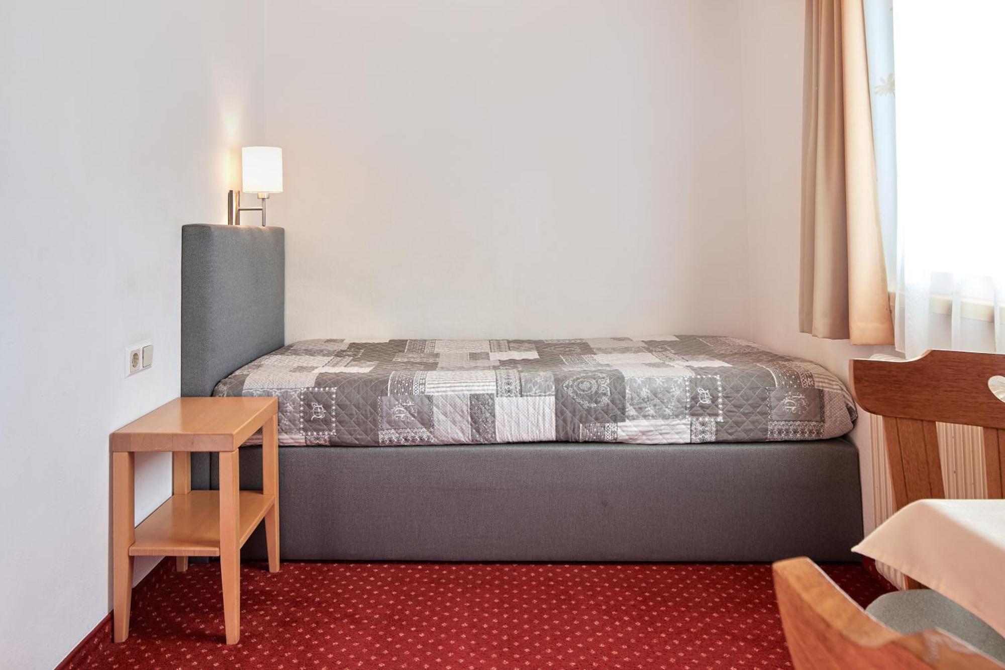 Pension Vorberghof- Bauernhofurlaub Ramsau am Dachstein Bagian luar foto