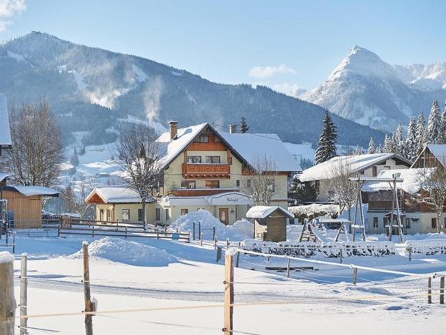 Pension Vorberghof- Bauernhofurlaub Ramsau am Dachstein Bagian luar foto