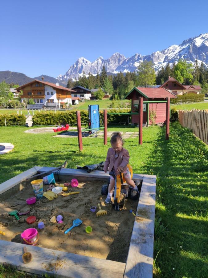 Pension Vorberghof- Bauernhofurlaub Ramsau am Dachstein Bagian luar foto